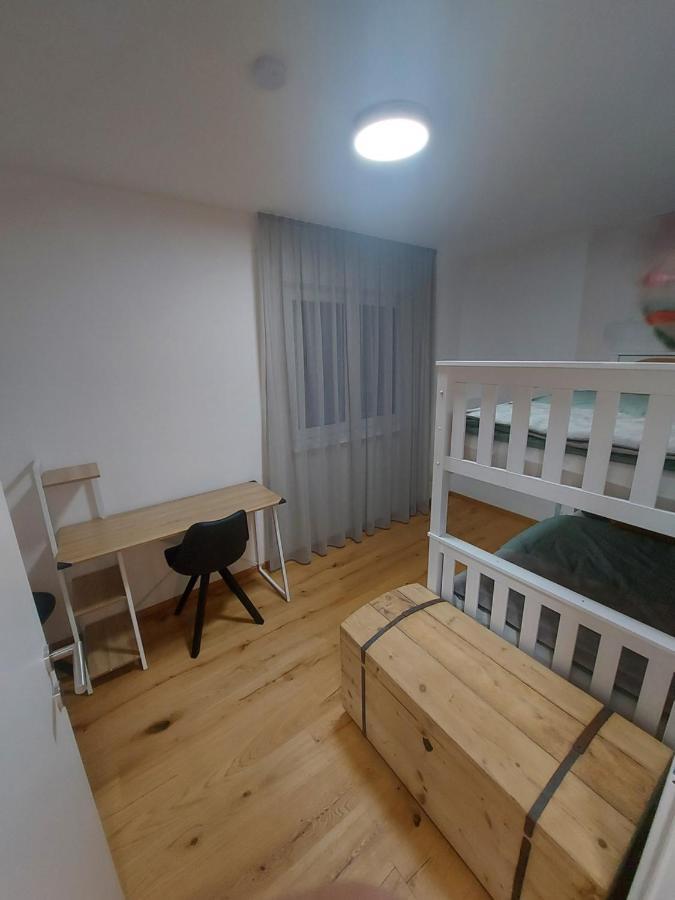 Unicorn Apartment Nüziders Buitenkant foto